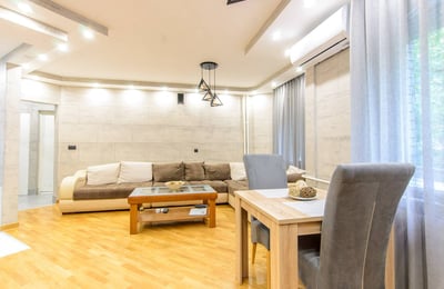 Location d’un appartement meublé de 2 pièces, 51 m², Nouveau Belgrade, Serbie